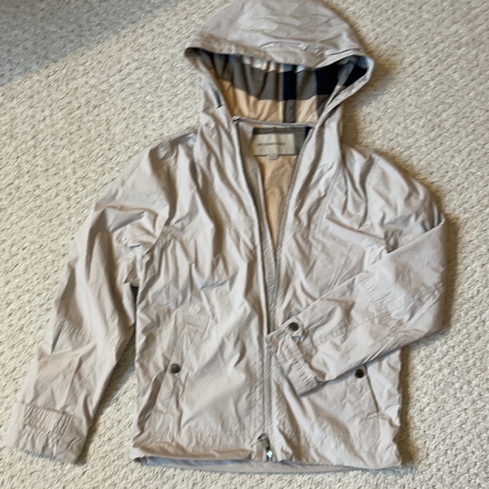 Burberry kids light beige lightweight windbreaker with hood size 10Y